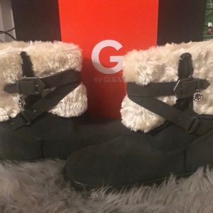 Guess winter boots never worn!!